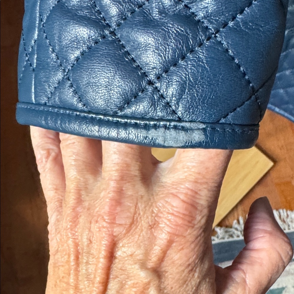 Neiman Marcus Quilted Leather coat - Picture 4 of 4
